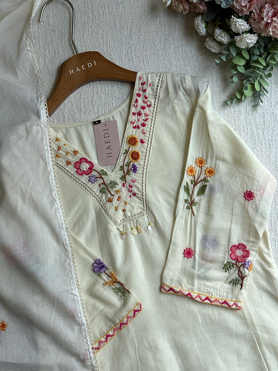 20164 Beautiful embroidered suit