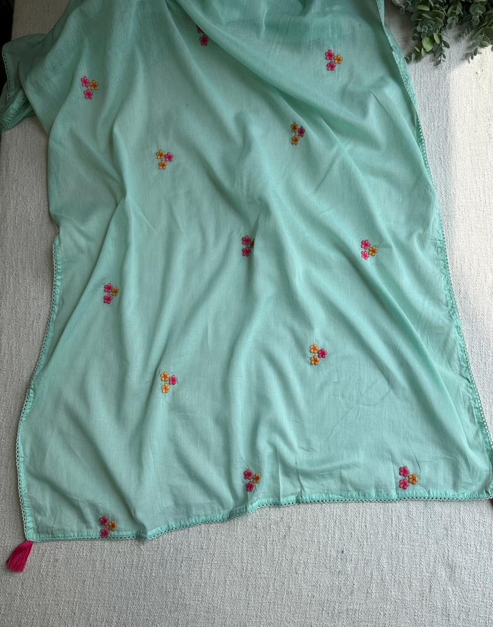 20164 Beautiful embroidered suit