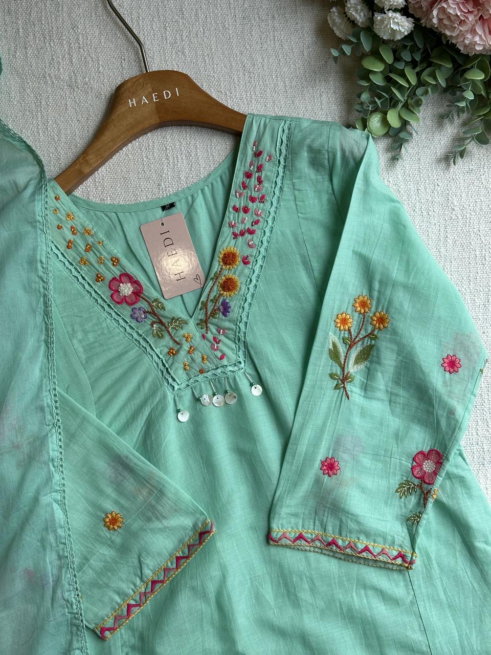 20164 Beautiful embroidered suit
