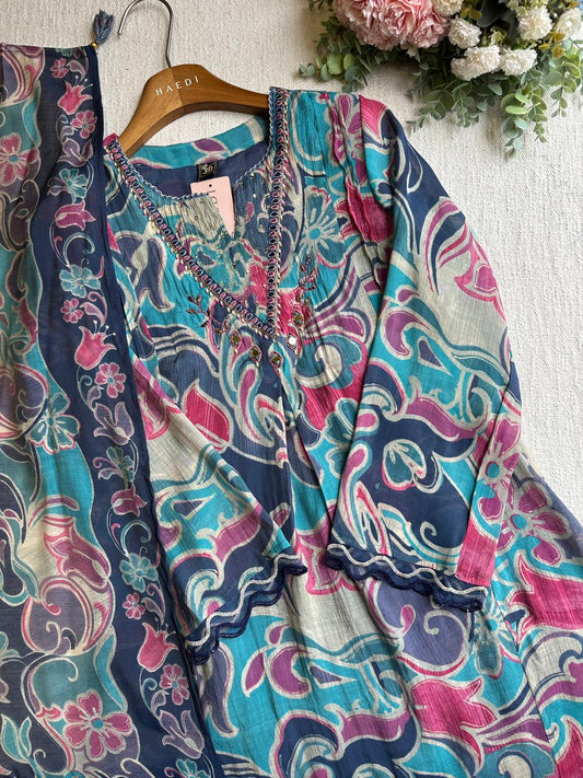 20201 Beautiful muslin suit