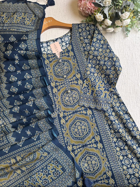 20256 Premium cotton suit