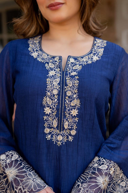 20270 Beautiful Embroidered Suit