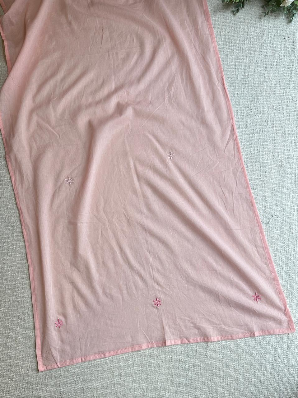 20247/20245/CMD 58079 Beautiful handworked suit