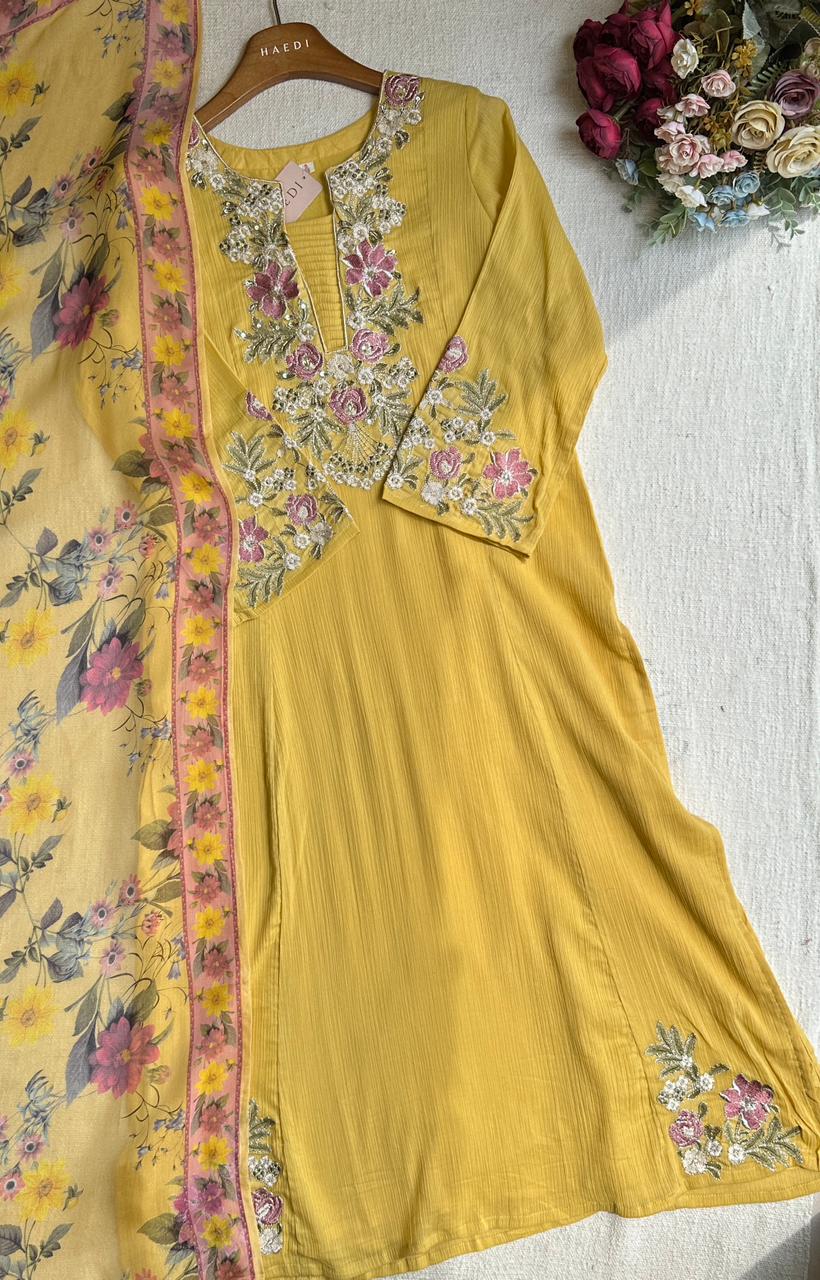 20271 Beautiful cotton suit