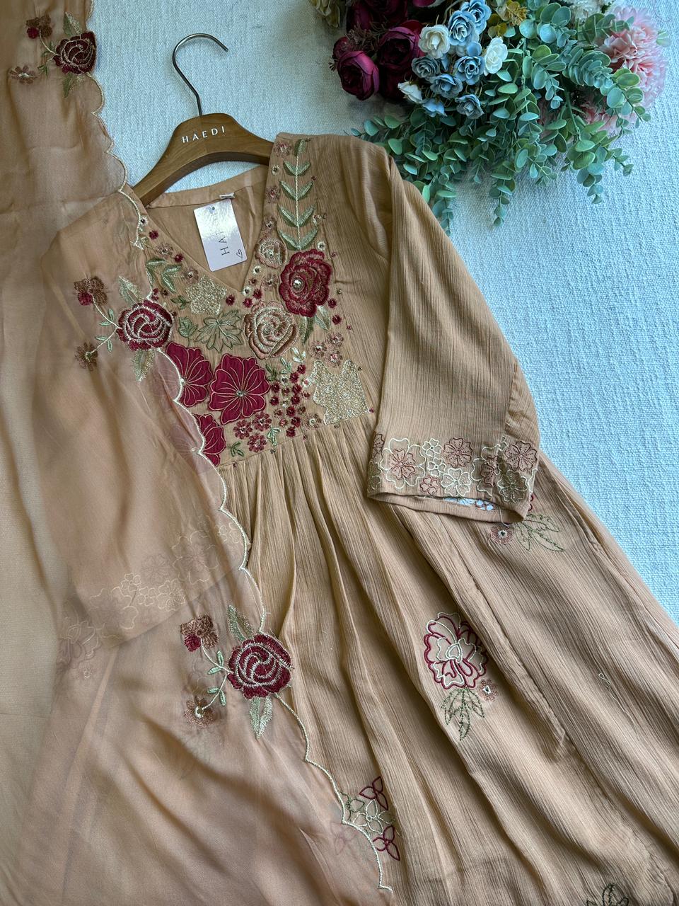 20476/ CMD 58243 Beautiful anarkali suit