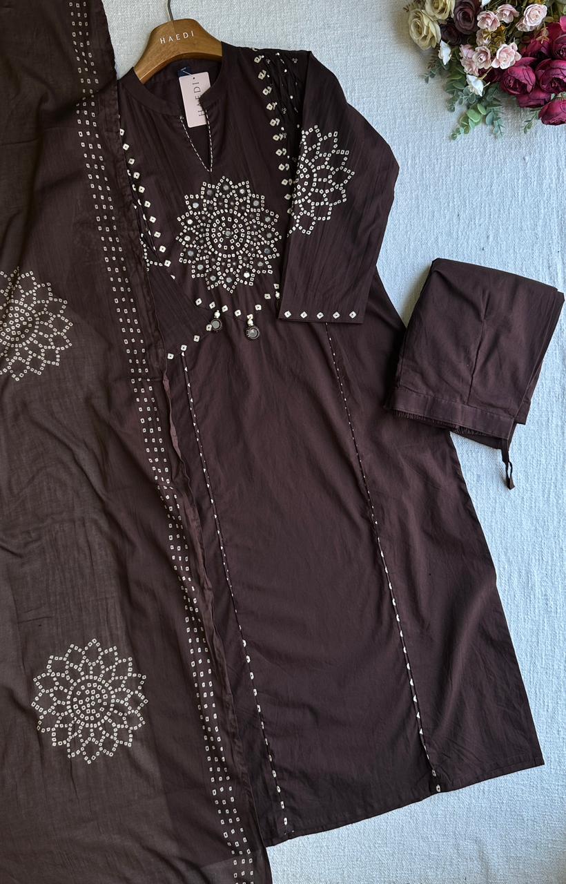 20478 Beautiful cotton suit