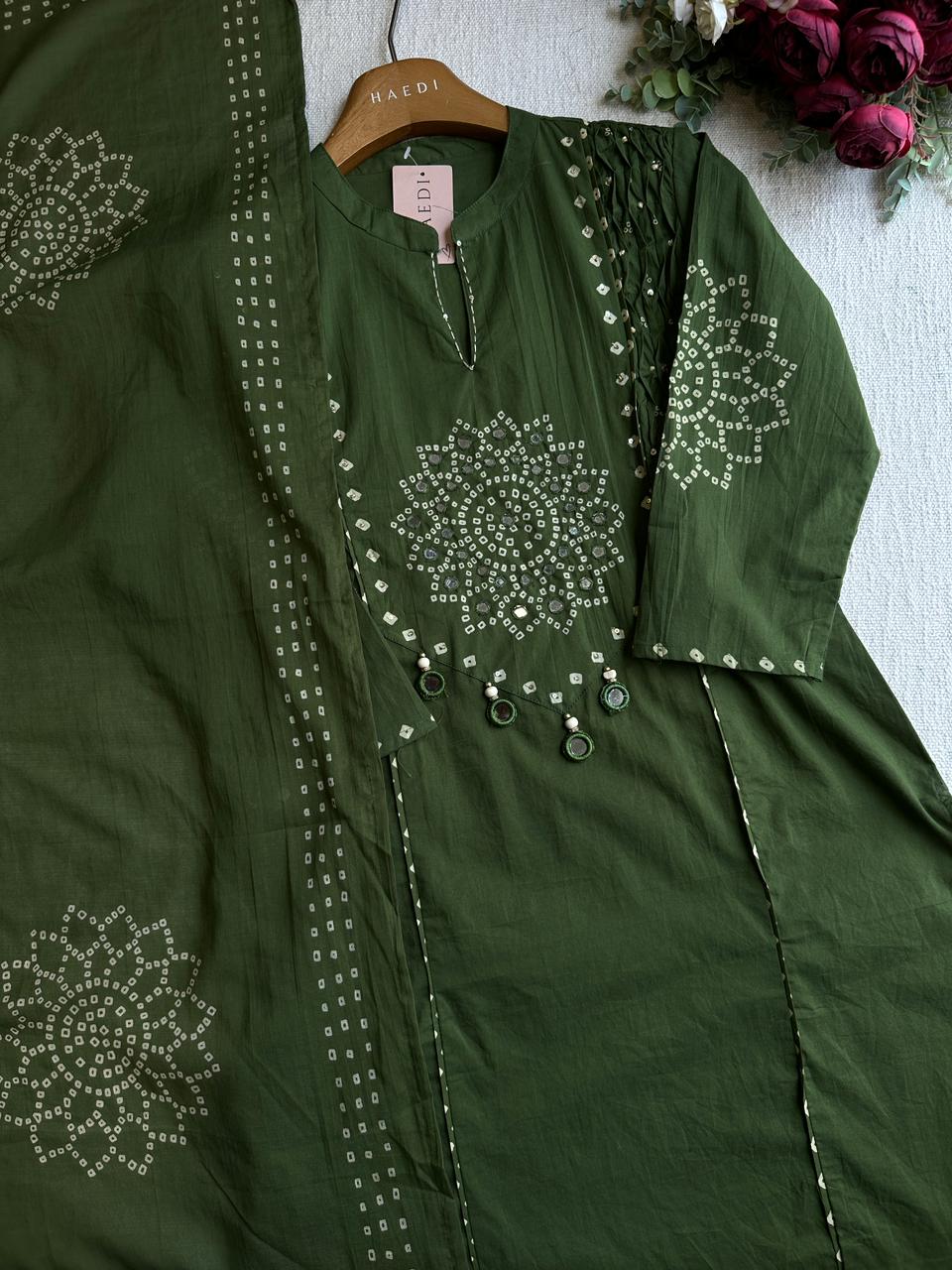20478 Beautiful cotton suit