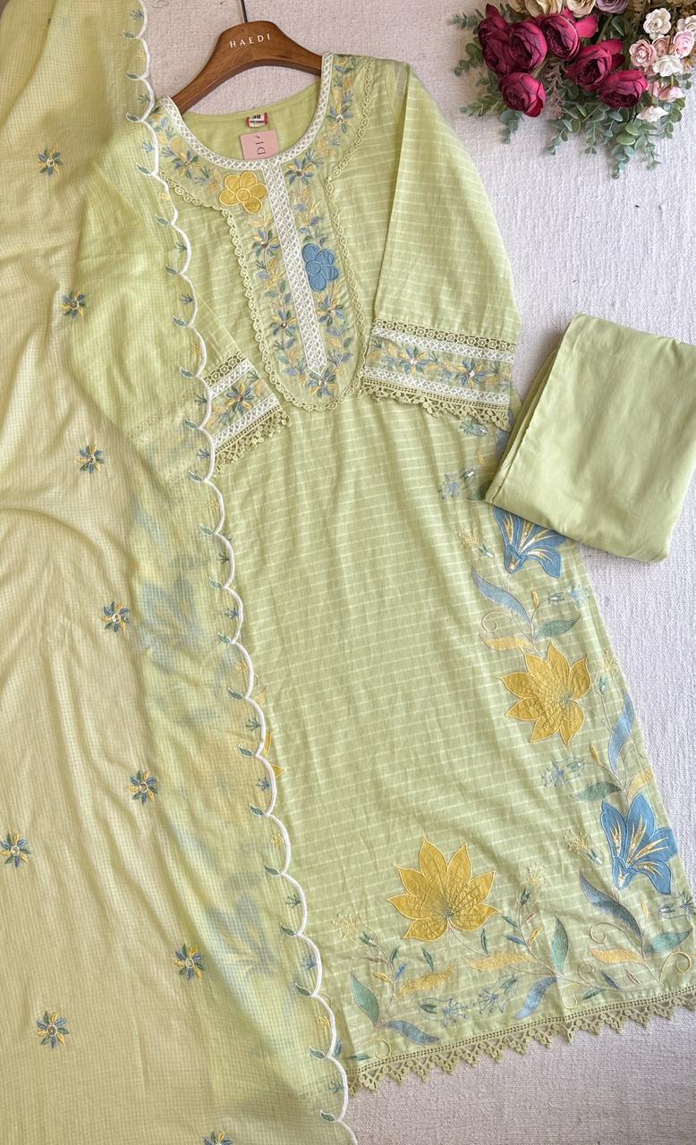 20480 / CMD 58226 Premium embroidered suit