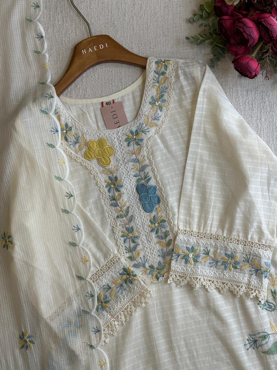 20480 / CMD 58226 Premium embroidered suit