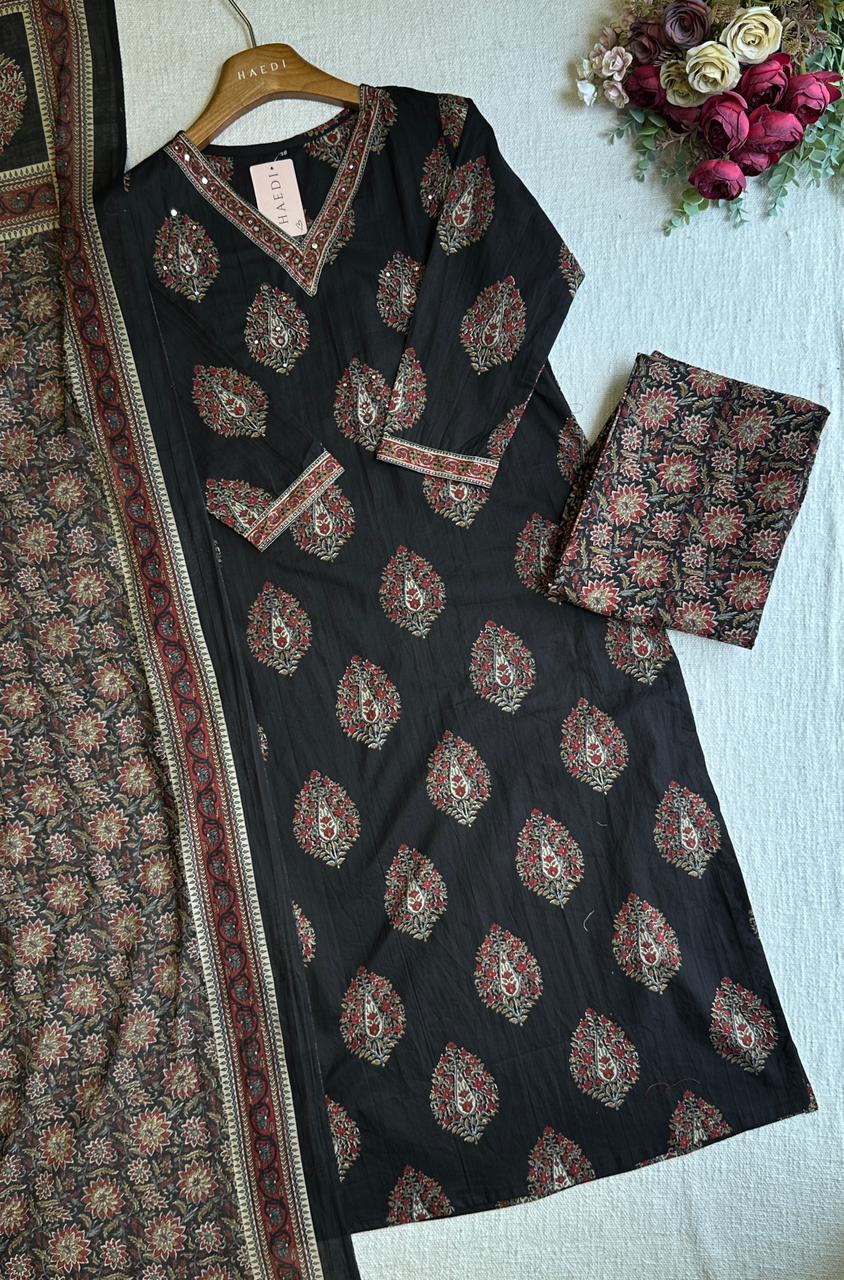 20493/CMD 58290  Beautiful cotton suit