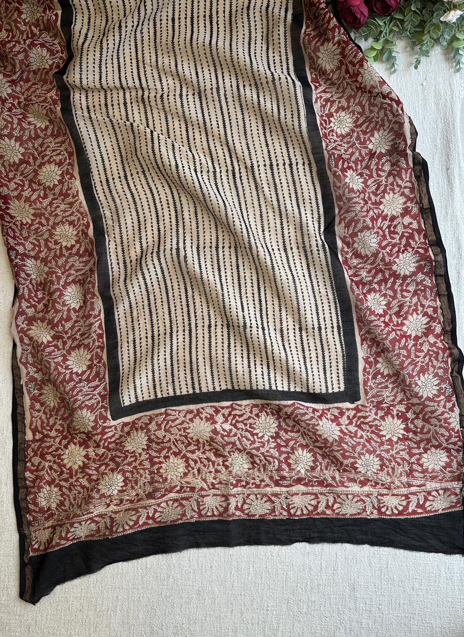 20553 /CMD 58918 Beautiful unstiched suit
