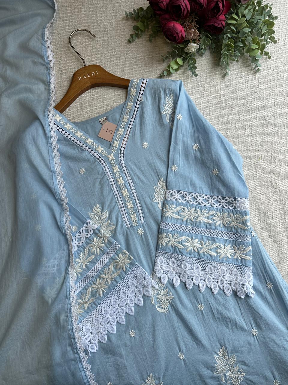 20556/20555 Cotton embroidered suit