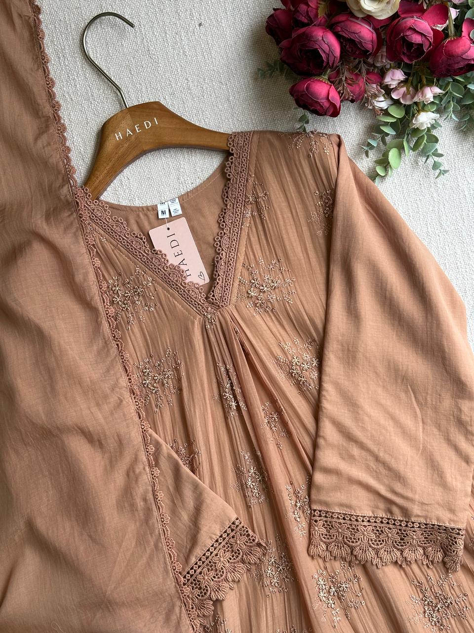 20539 Beautiful embroidered suit