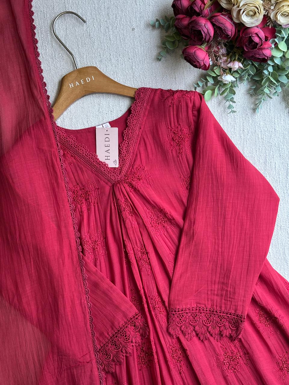 20539 Beautiful embroidered suit