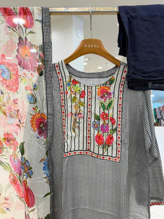 CMD 11083 Semi Stitched Suit