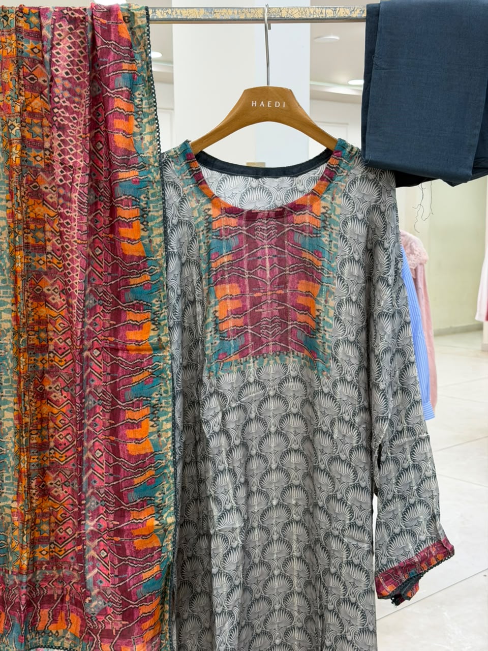 CMD 10314 Semi Stitched Suit