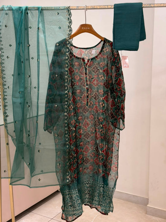 CMD 10876  Semi Stitched Suit