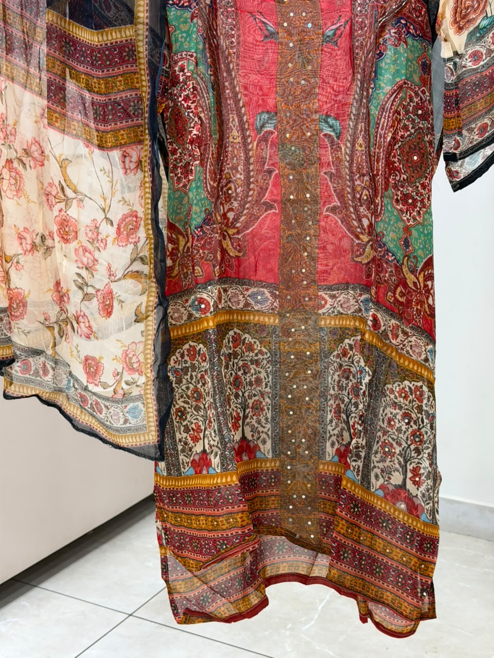 CMD 13340/16480 Semi Stitched Suit