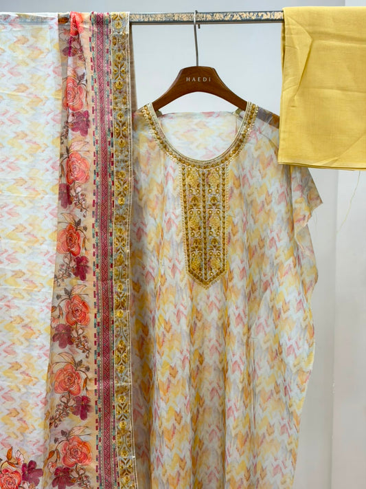 CMD 10581  Semi Stitched Suit