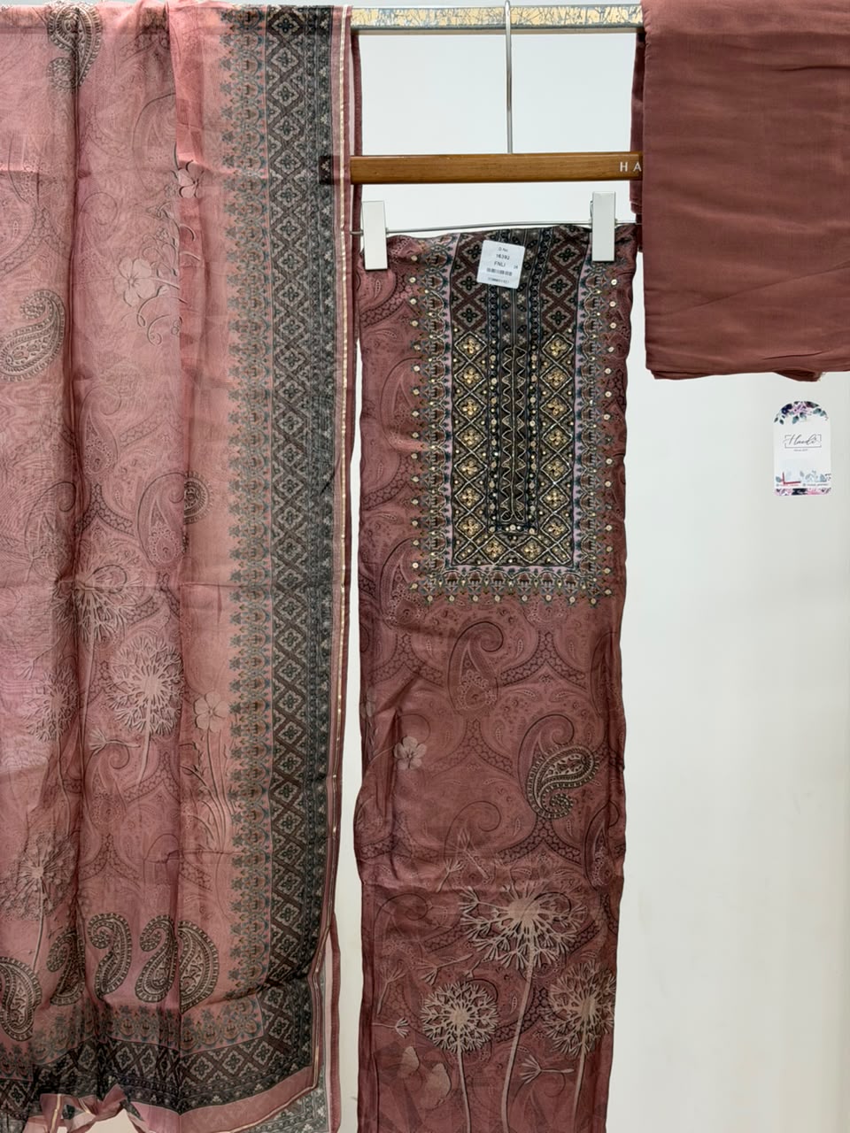 CMD 10975 Unstitched Suit