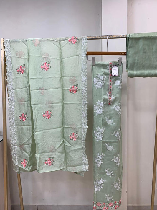 CMD 10591  Unstitched Suit