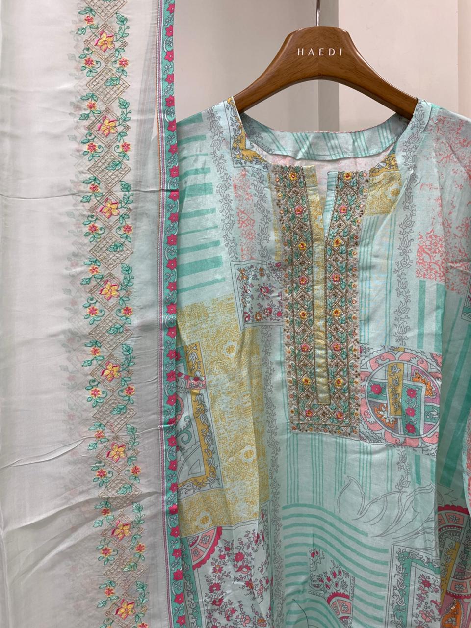 CMD 10304 Semi Stitched Suit