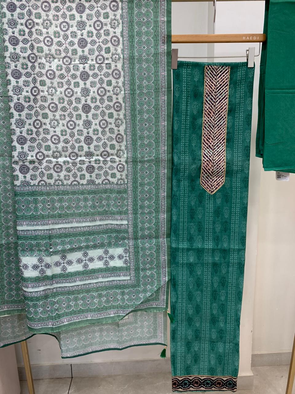 CMD 10922 Unstitched Suit
