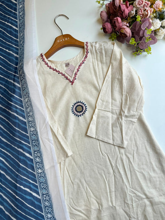 18373 /CMD 56604 Cotton suit