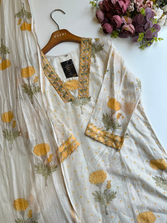 16586 Premium chanderi suit