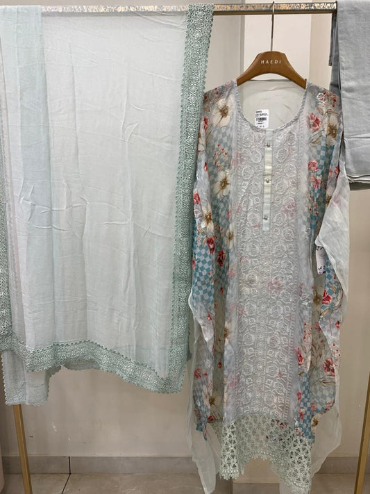 CMD 11445 Unstitched Suit