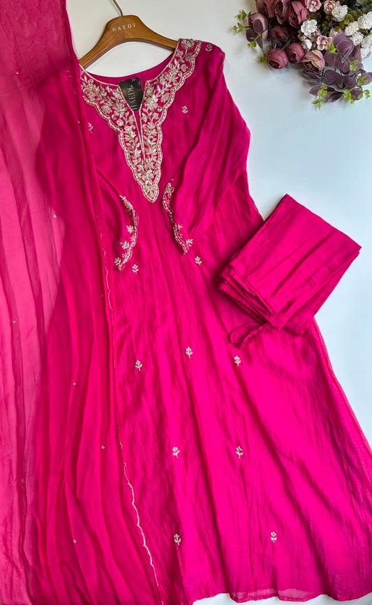 16761 Beautiful mul chanderi suit