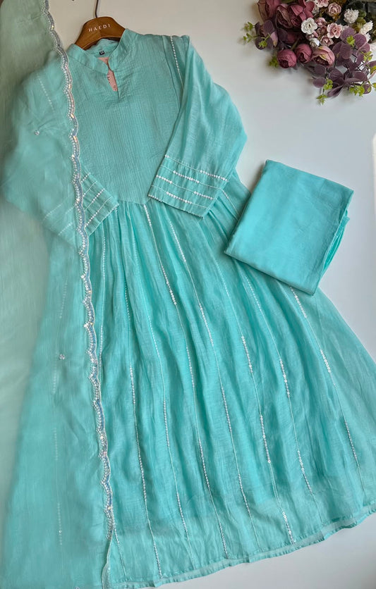 20586 Beautiful Anarkali suit