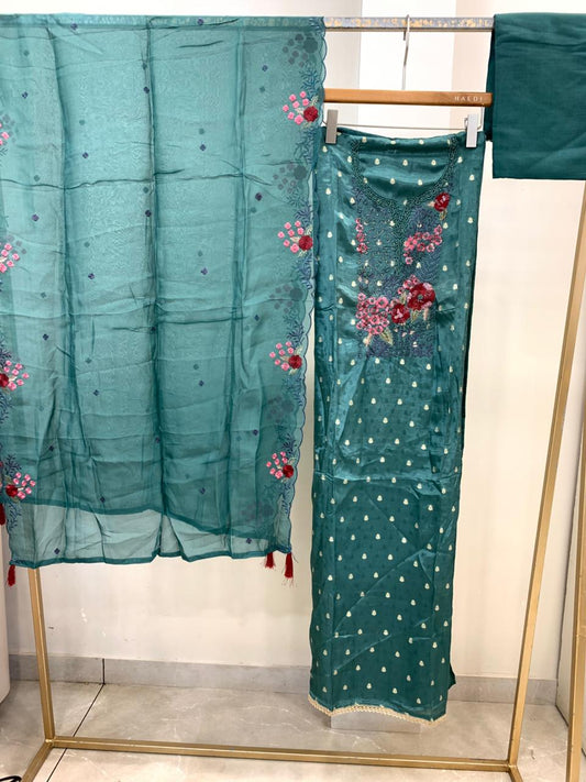 CMD  57426/19553  Unstitched Suit