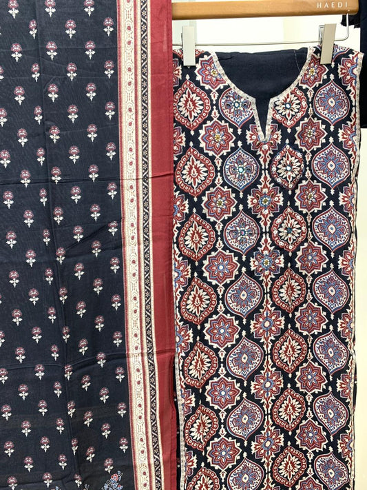 CMD 57399/19439 Unstitched Suit
