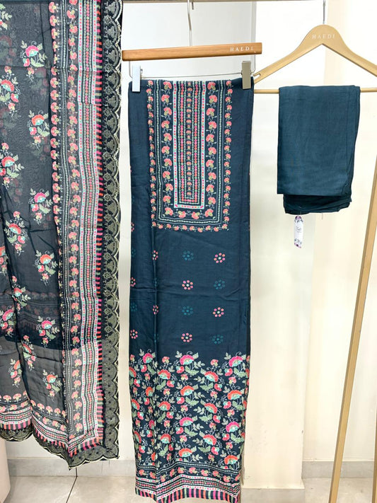 CMD 10908 Unstitched Suit
