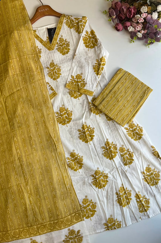 16816 Cotton suit