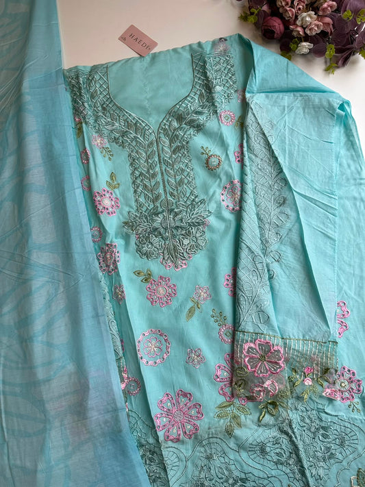 17948 Unschiched suit