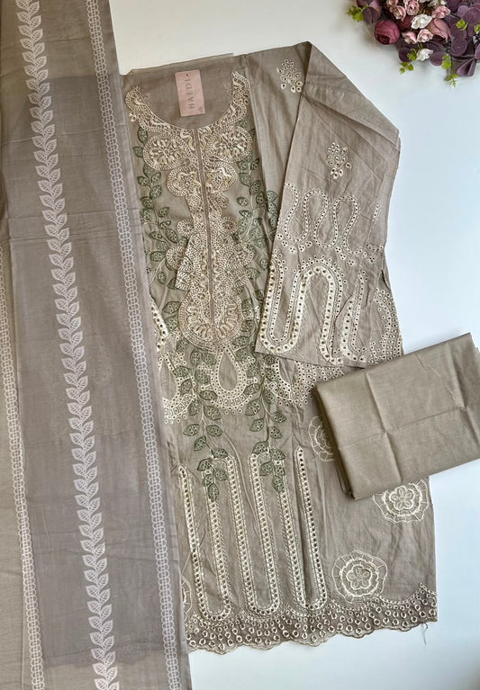 17955 Unschiched suit