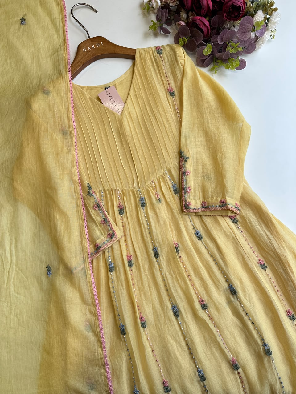 20614 Beautiful hand embroidered mulchanderi suit