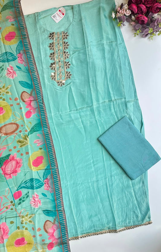 15199 Semi stiched suit