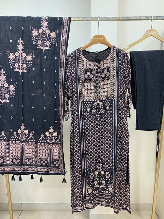 CMD 13592 Pakistan Suit
