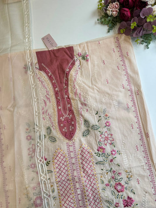 17947 Unstiched suit