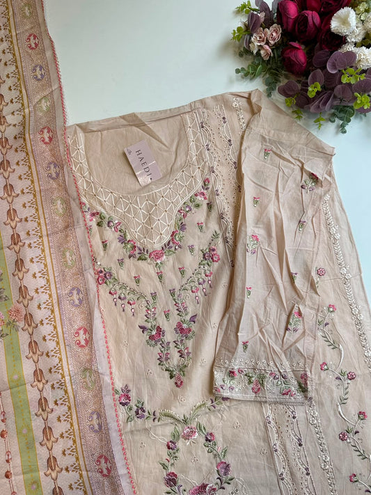 17951 Unstiched suit