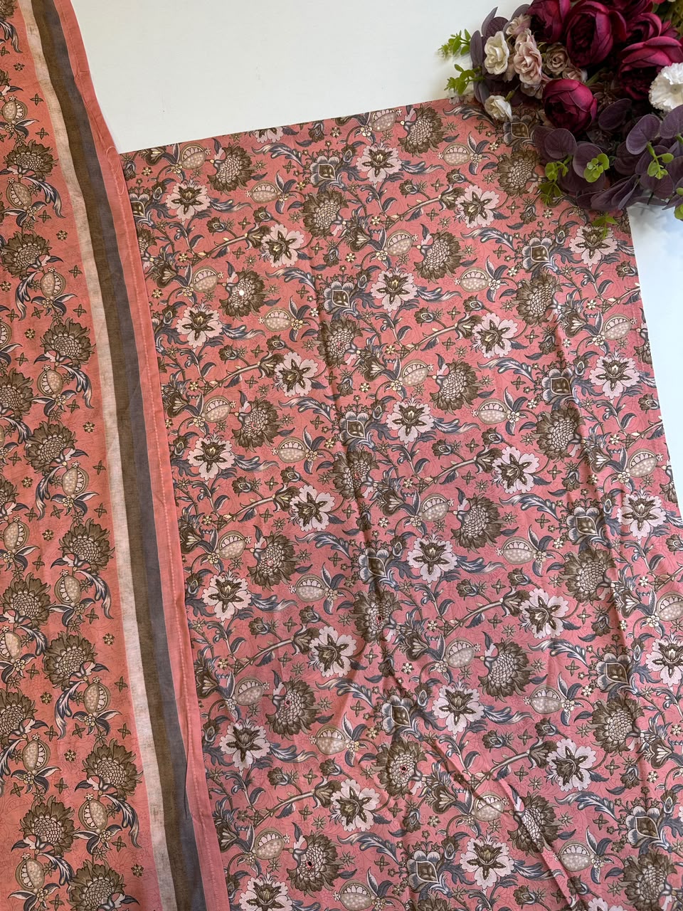 15569 unstiched suit