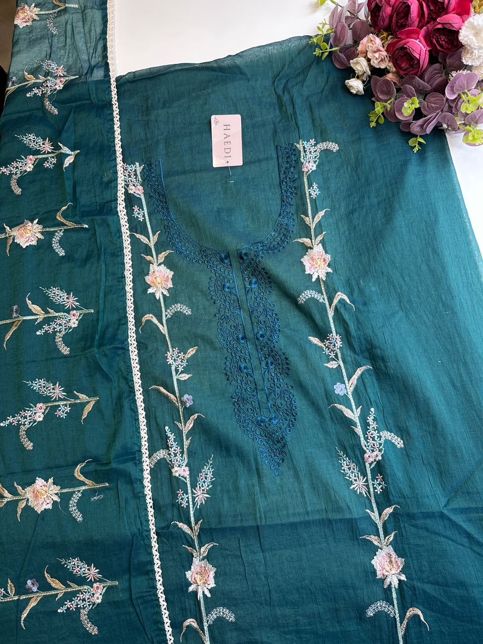 19209 Unstiched suit
