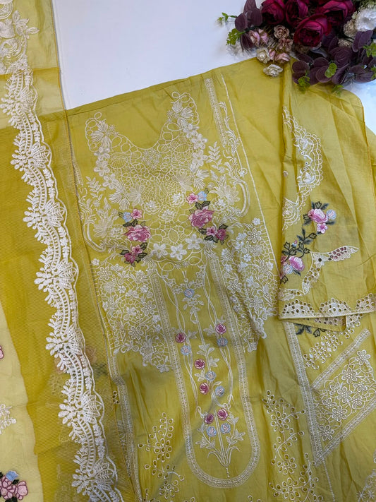 17952 Unstiched suit