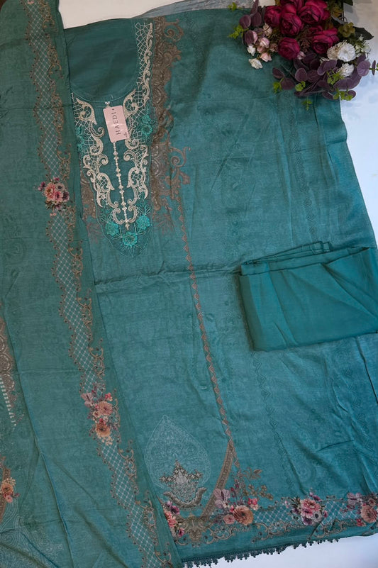 19438 Unstiched suit