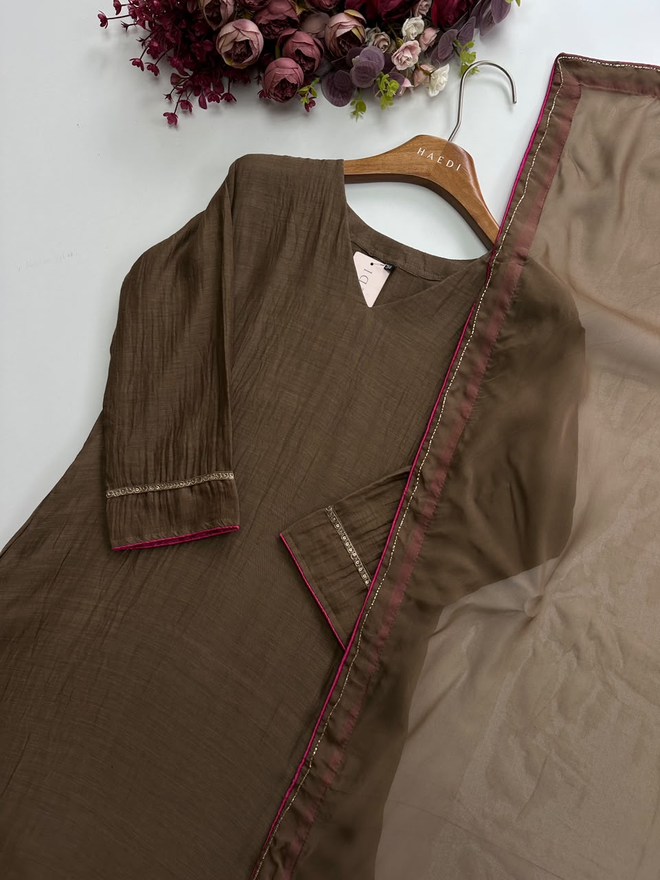 20659 Beautiful mulchanderi suit