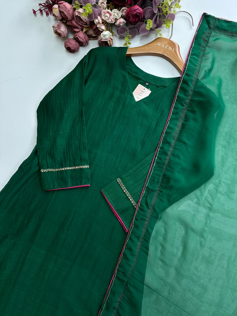 20659 Beautiful mulchanderi suit