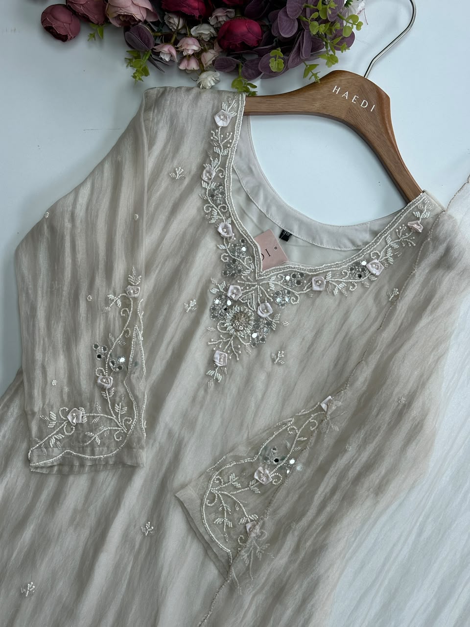 20658 Beautiful handworked suit